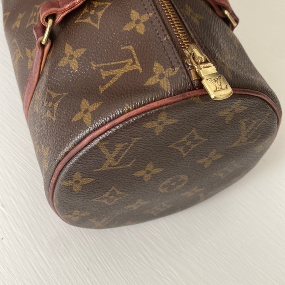 Louis Vuitton Monogram Papillon 30 - Picture 12 of 15